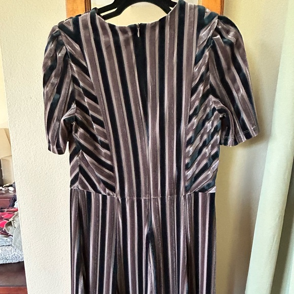 London Times Dresses & Skirts - Striped V-Neck velvet dress